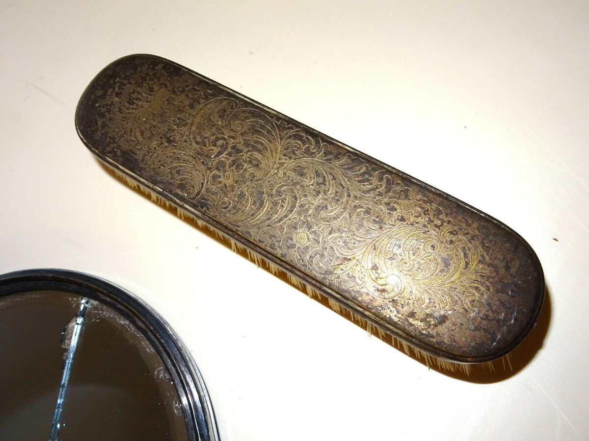 Handspiegel Bürste versilbert (Punze: W) Kosmetik-Set Antik um 1900