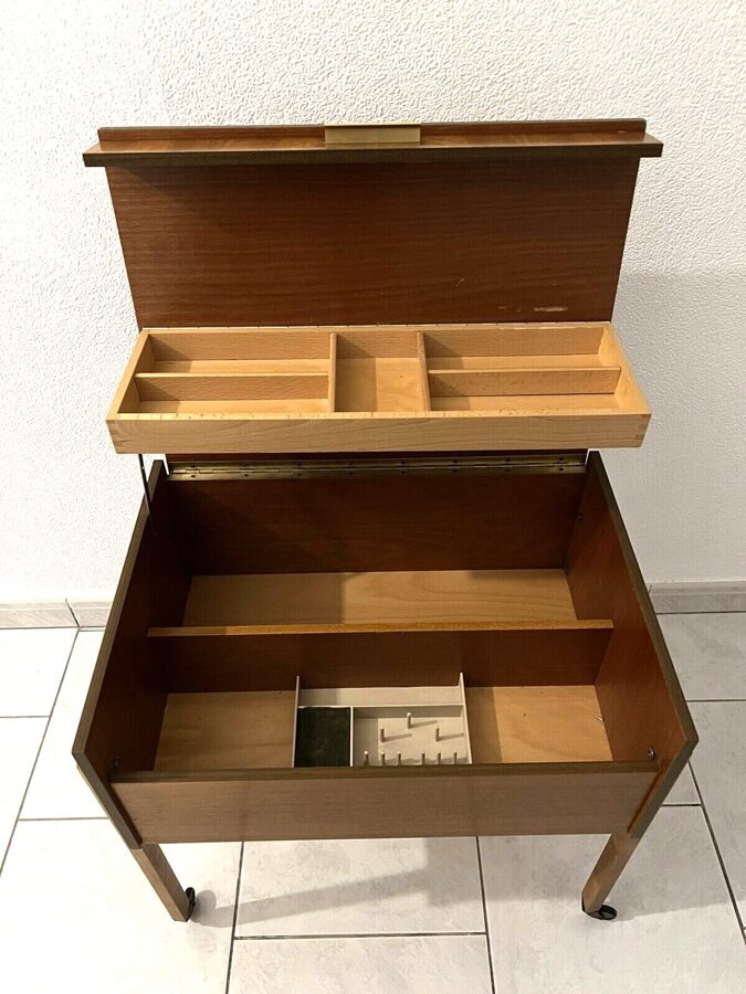 Nähschrank Nähschränkchen rollbar Vintage 60s/70s Holz Retro Kasten Schränkchen