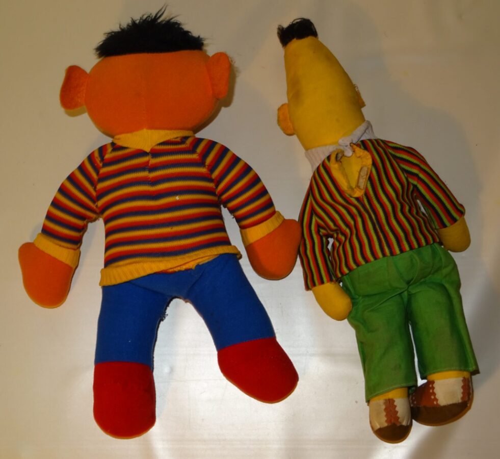 Ernie & Bert aus der Sesamstraße Kuscheltier Plüschtier Stofftier Figur 39cm