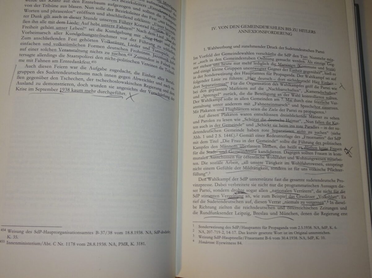 Detlef Brandes: Die Sudetendeutschen im Krisenjahr 1938 Oldenbourg-Verlag 2008