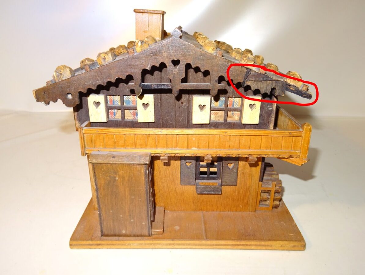 Ausgefallenes Nähkästchen Nähkiste Schneider (Haus mit Deckel) Unikat Handarbeit