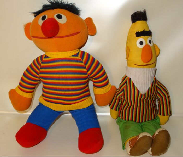Ernie & Bert aus der Sesamstraße Kuscheltier Plüschtier Stofftier Figur 39cm