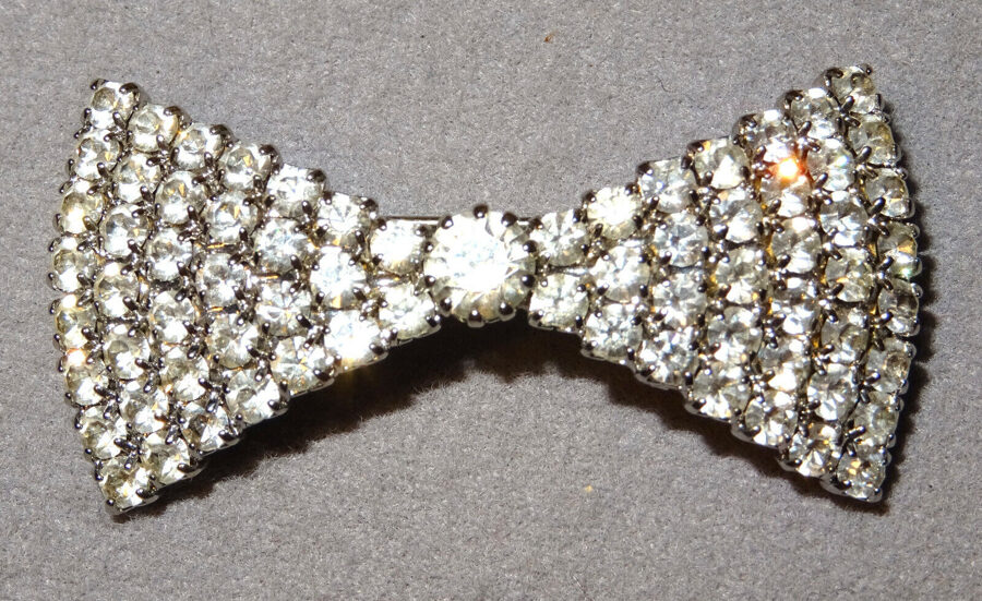 Vintage Brosche Strass Glas Gablonz 60s 70s Modeschmuck Schleife Brooch 51x26mm